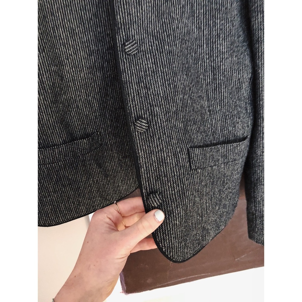 gray blazer - Picture 2 of 2